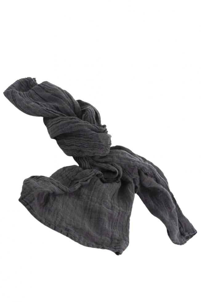 Image of a Couleur Chanvre scarf in Anthracite, a dark charcoal grey.